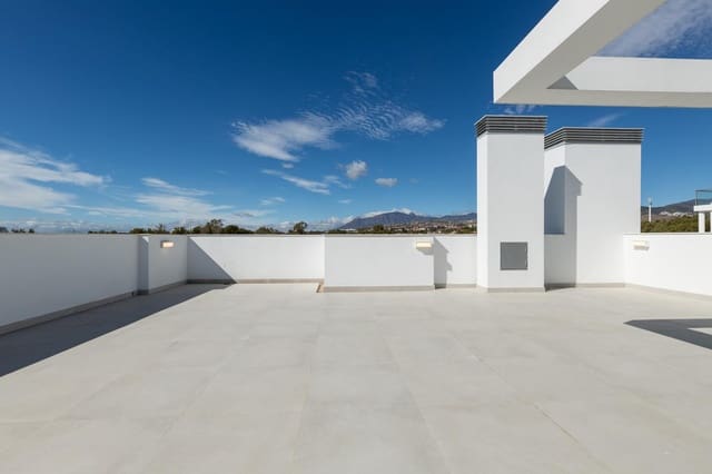 4 makuuhuone Huvila myytävänä paikassa San Pedro de Alcántara Pueblo, Marbella mukana uima-altaan 
autotalli - 1 195 000 € (Ref: 9932231)