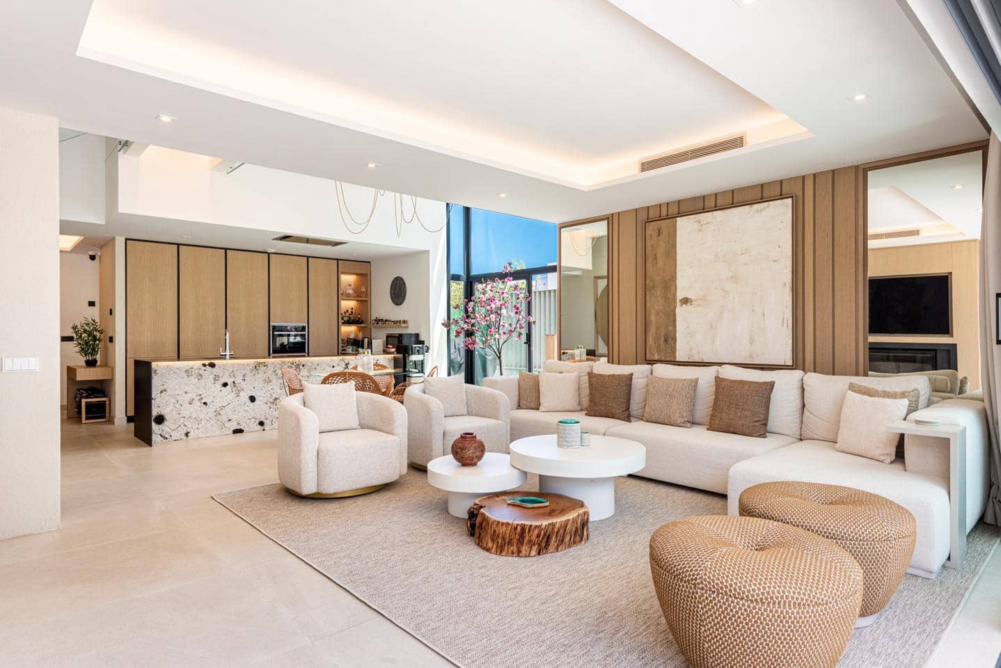 4 quarto Moradia para venda em Estepona com piscina garagem - 2 250 000 € (Ref: 9932549)