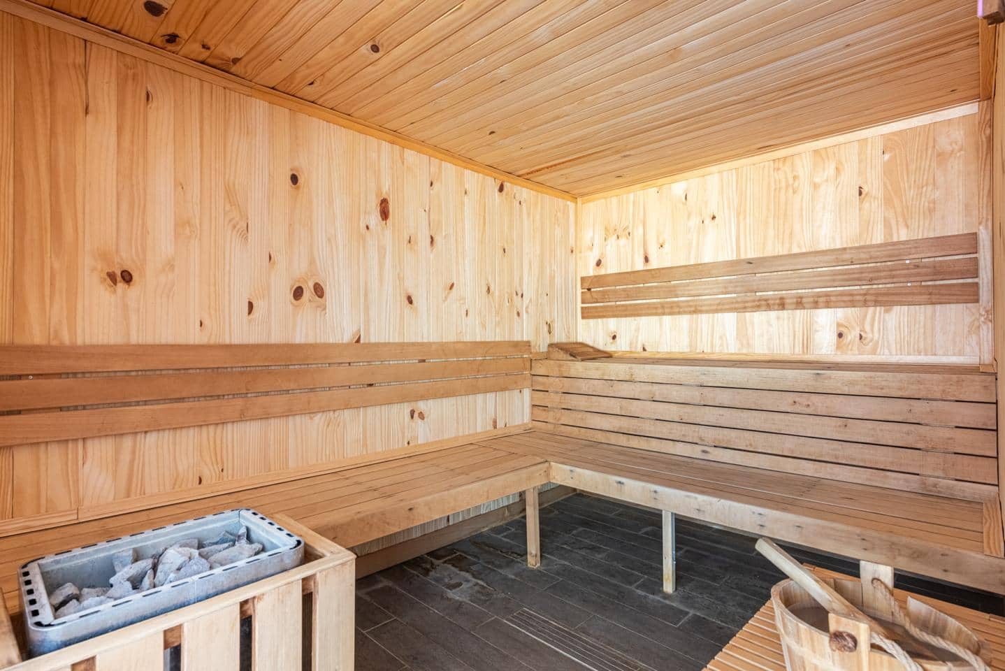 4 quarto Moradia para venda em Estepona com piscina garagem - 2 250 000 € (Ref: 9932549)