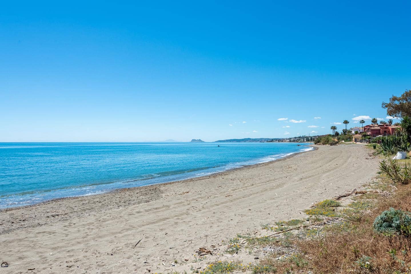 4 quarto Moradia para venda em Estepona com piscina garagem - 2 250 000 € (Ref: 9932549)