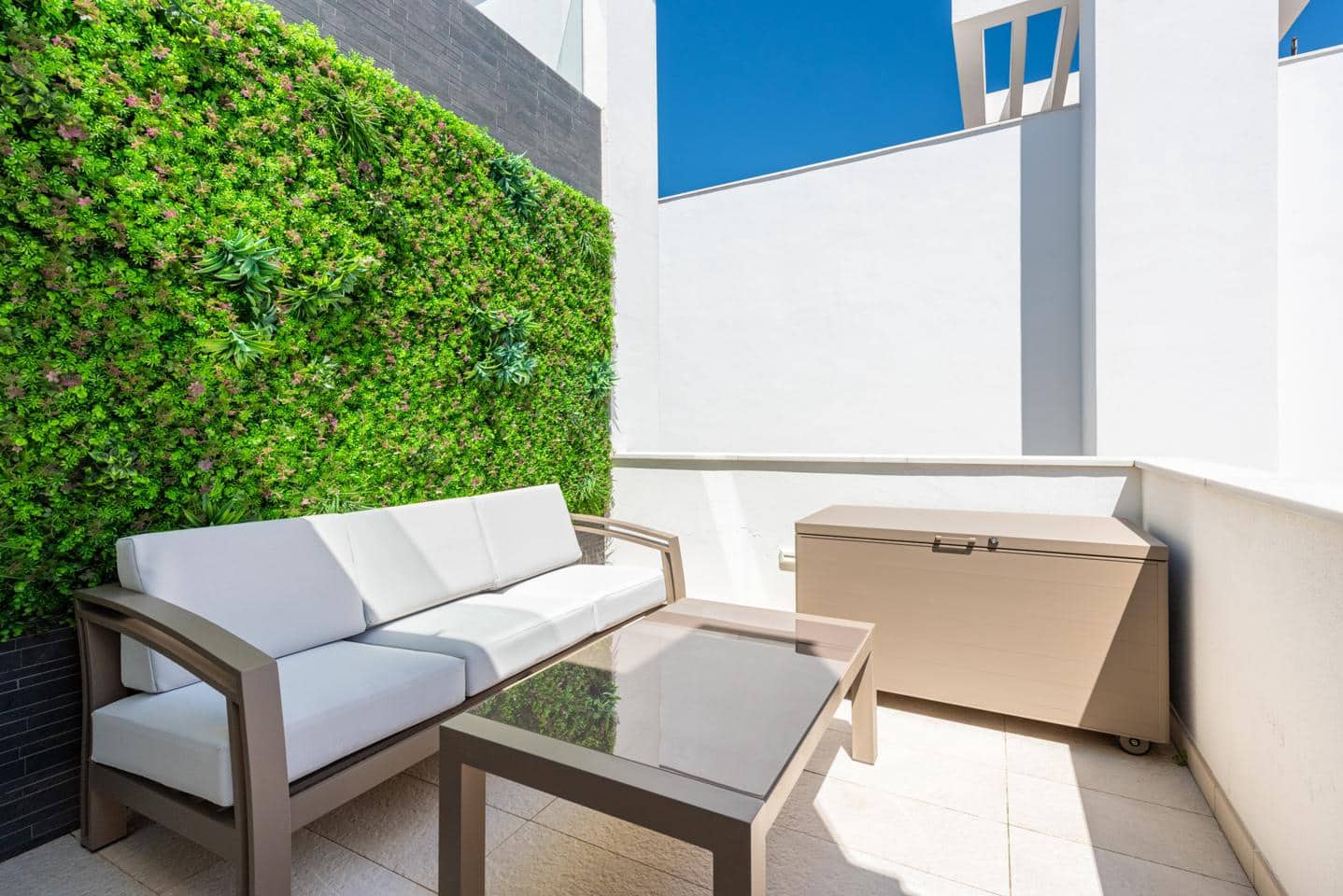 4 quarto Moradia para venda em Estepona com piscina garagem - 2 250 000 € (Ref: 9932549)