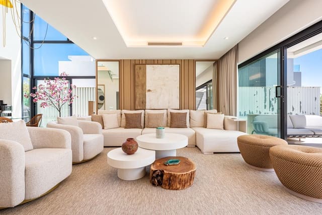 4 Zimmer Villa zu verkaufen in Guadalobón, Estepona mit Pool Garage - 2.250.000 € (Ref: 9932549)