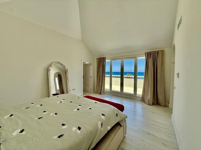 3 chambre Appartement à vendre à Bahia de Casares, Casares avec piscine garage - 995 000 € (Ref: 9936734)