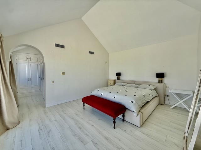3 chambre Appartement à vendre à Bahia de Casares, Casares avec piscine garage - 995 000 € (Ref: 9936734)