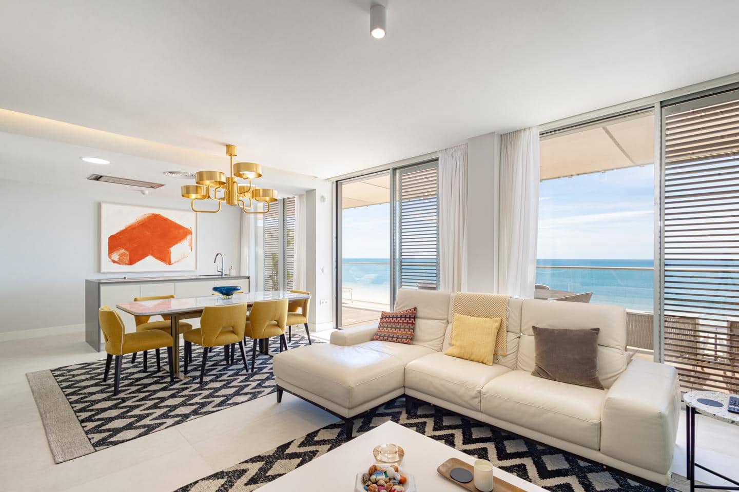 3 Zimmer Wohnung zu verkaufen in Estepona mit Pool Garage - 1.975.000 € (Ref: 9946541)