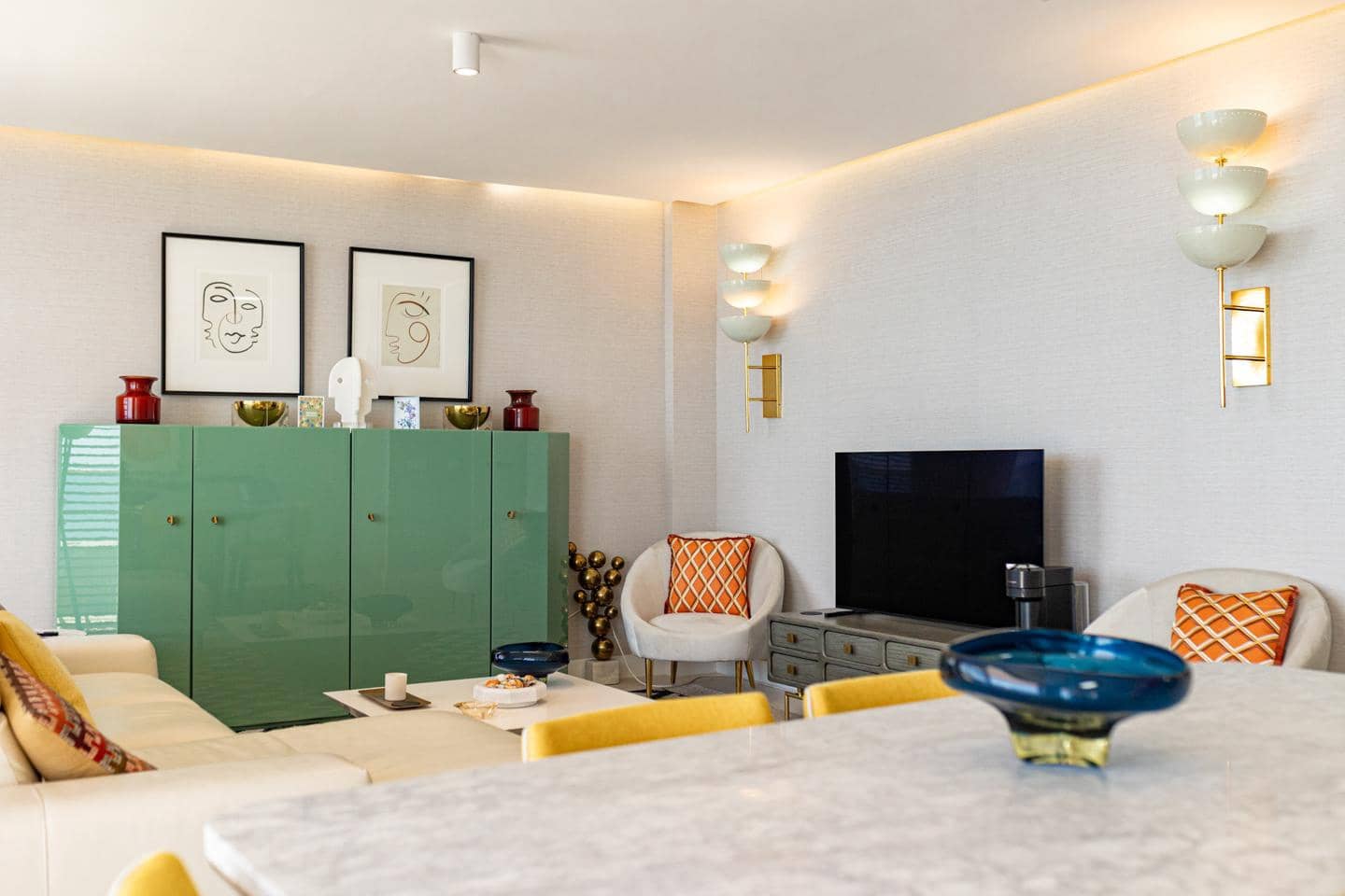 3 Zimmer Wohnung zu verkaufen in Estepona mit Pool Garage - 1.975.000 € (Ref: 9946541)