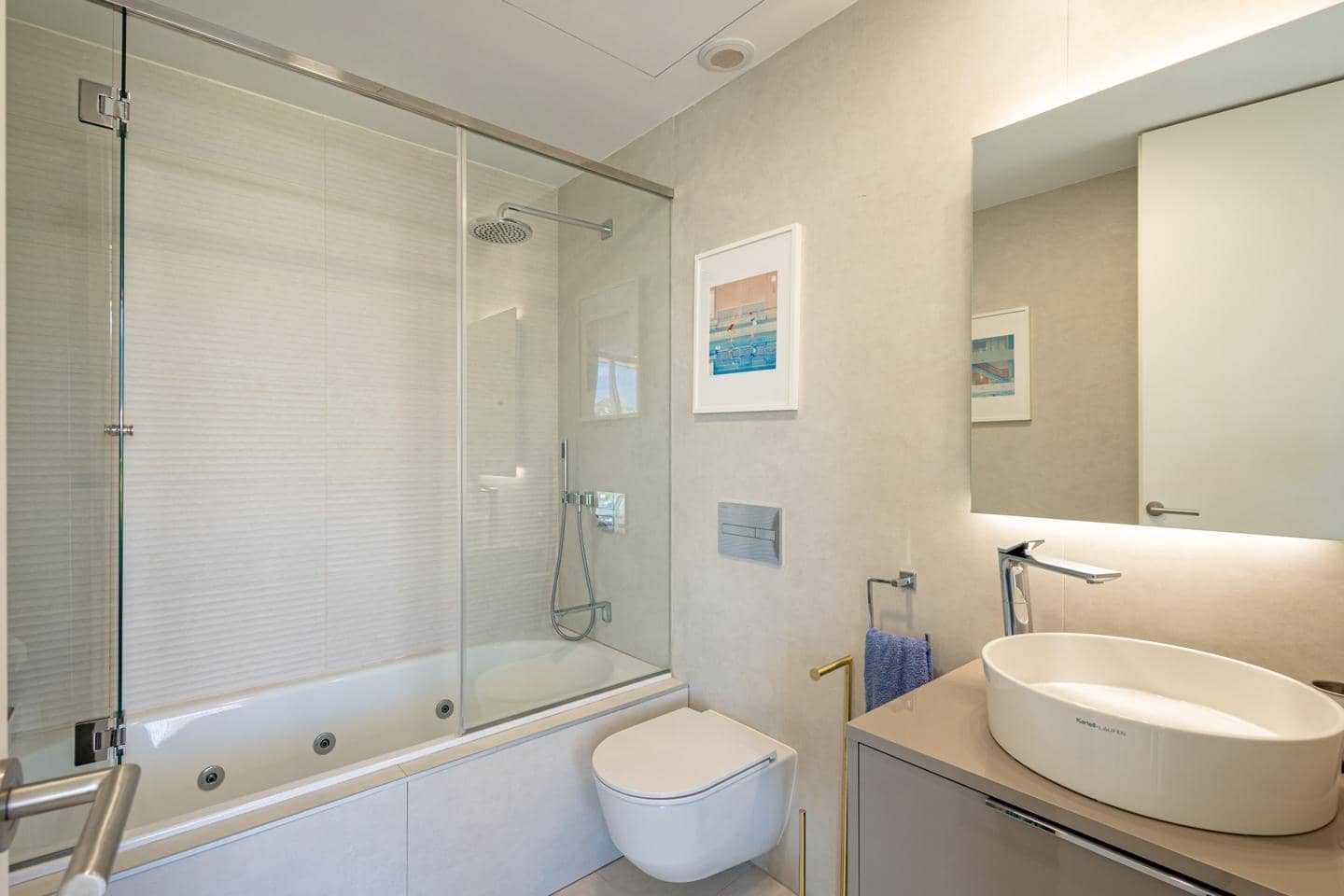 3 Zimmer Wohnung zu verkaufen in Estepona mit Pool Garage - 1.975.000 € (Ref: 9946541)