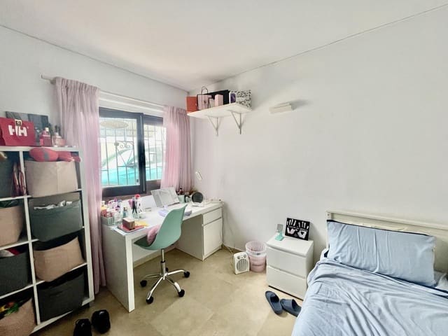 7 chambre Finca/Maison de Campagne à vendre à San Enrique - Guadiaro -  Pueblo Nuevo, San Roque avec piscine garage - 875 000 € (Ref: 9958797)