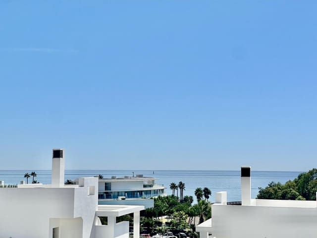 3 chambre Appartement à vendre à Guadalobón, Estepona avec piscine garage - 725 000 € (Ref: 9966050)