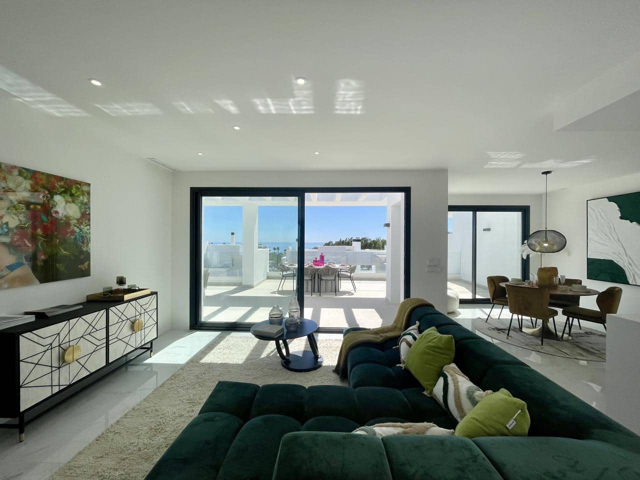3 chambre Appartement à vendre à Estepona avec piscine garage - 725 000 € (Ref: 9966050)