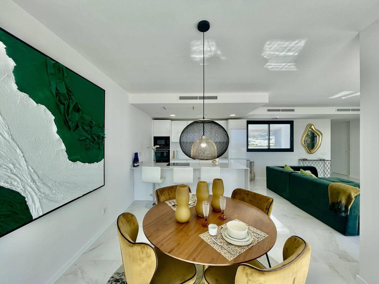 3 chambre Appartement à vendre à Estepona avec piscine garage - 725 000 € (Ref: 9966050)