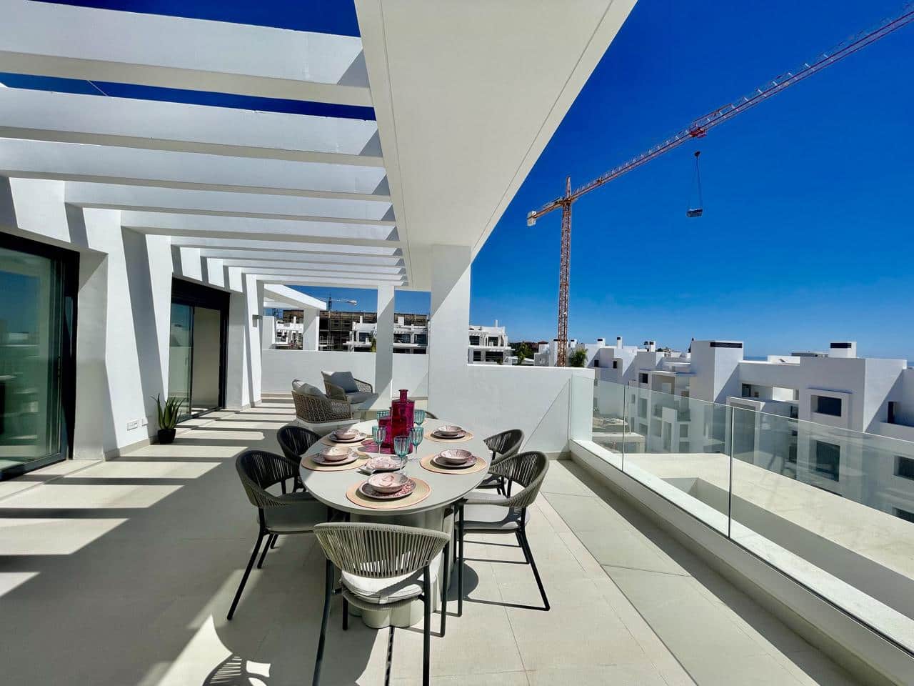3 chambre Appartement à vendre à Estepona avec piscine garage - 725 000 € (Ref: 9966050)