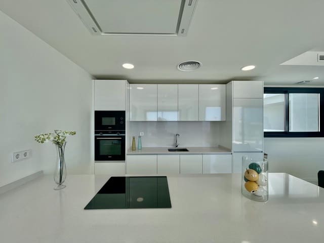 3 chambre Appartement à vendre à Guadalobón, Estepona avec piscine garage - 725 000 € (Ref: 9966050)