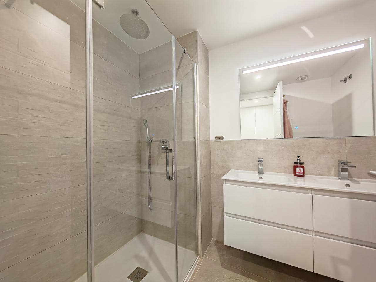 2 bedroom Flat for sale in Cancelada with pool garage - € 589,000 (Ref: 9974243)