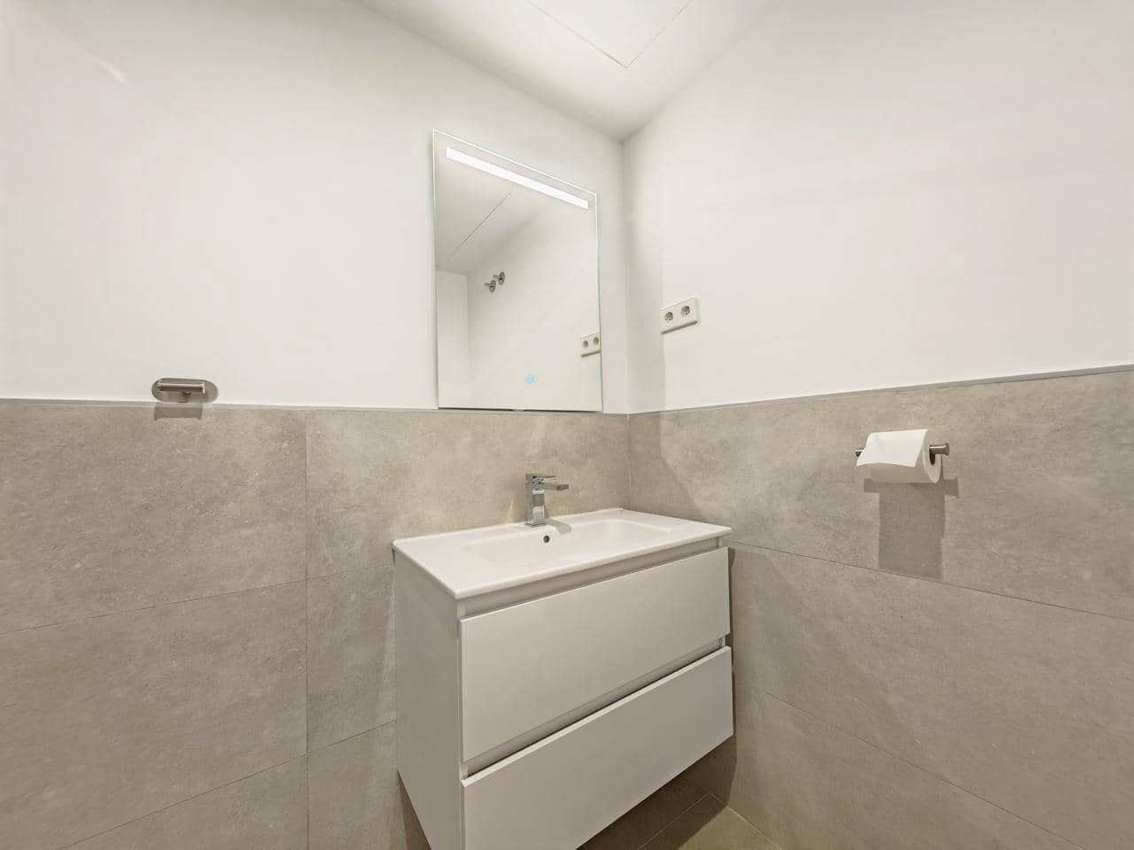 2 bedroom Flat for sale in Cancelada with pool garage - € 589,000 (Ref: 9974243)