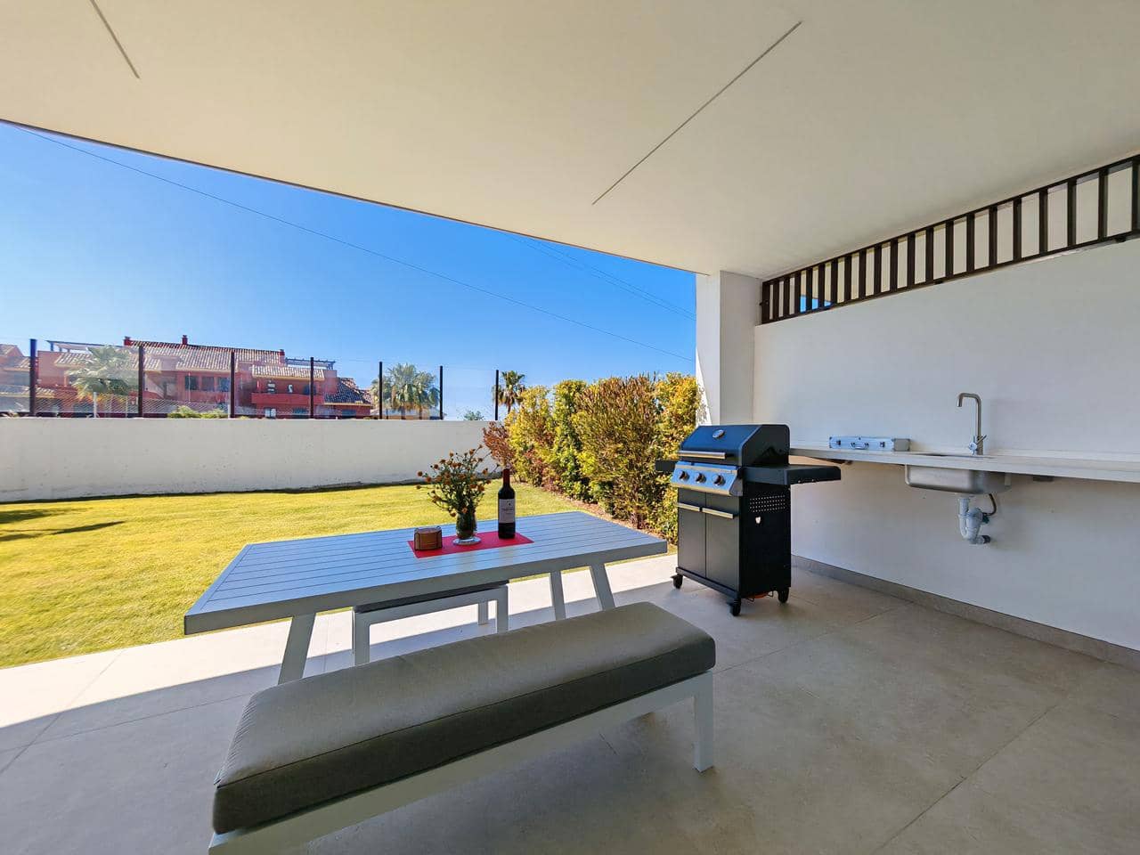 2 bedroom Flat for sale in Cancelada with pool garage - € 589,000 (Ref: 9974243)