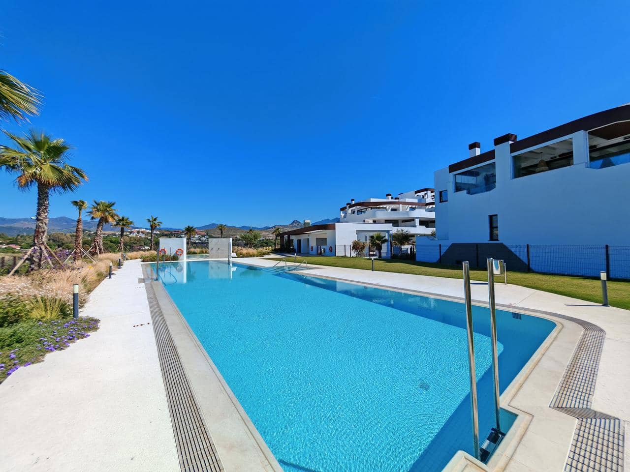 2 bedroom Flat for sale in Cancelada with pool garage - € 589,000 (Ref: 9974243)
