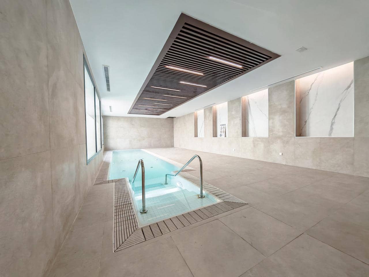 2 bedroom Flat for sale in Cancelada with pool garage - € 589,000 (Ref: 9974243)
