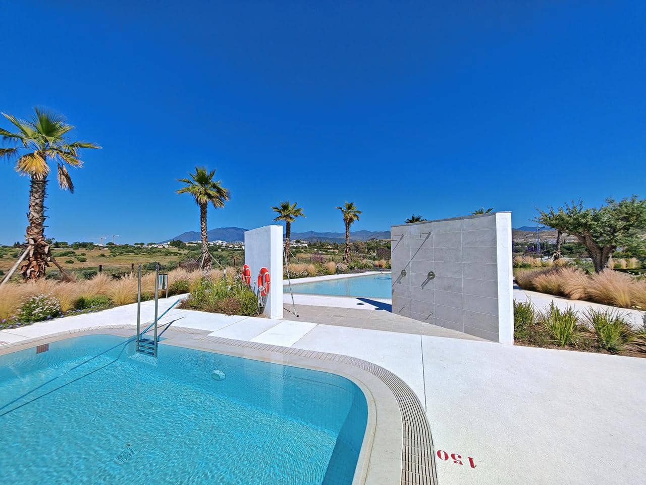 2 bedroom Flat for sale in Cancelada with pool garage - € 589,000 (Ref: 9974243)