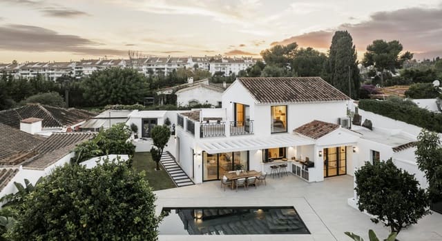 5 soveværelse Villa til salg i Nueva Alcántara, Marbella med swimmingpool garage - € 2.500.000 (Ref: 9981523)