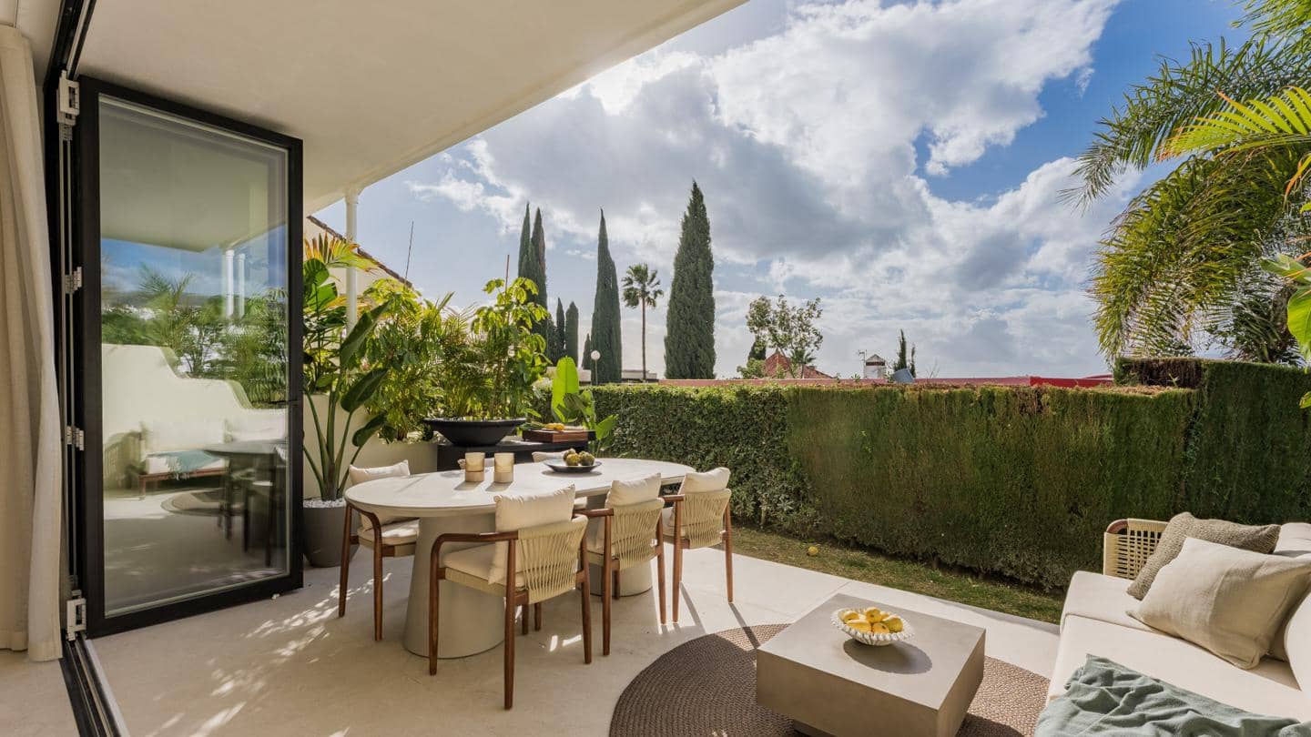 3 soveværelse Villa til salg i Marbella med swimmingpool - € 1.450.000 (Ref: 9981525)