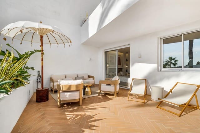3 soveværelse Lejlighed til salg i Nueva Andalucía Centro, Marbella med swimmingpool garage - € 835.000 (Ref: 9981526)