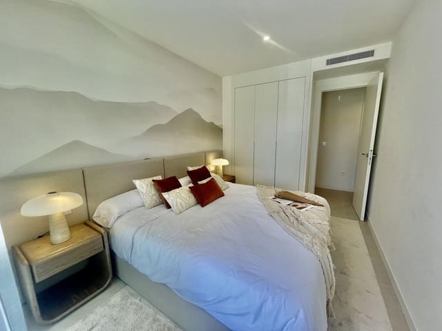 3 soveværelse Lejlighed til salg i Nueva Alcántara, Marbella med swimmingpool garage - € 955.000 (Ref: 9989766)