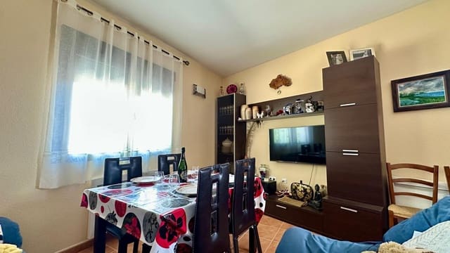 Piso de 2 habitaciones en San Román de los Montes en venta - 94.999 € (Ref: 10004140)