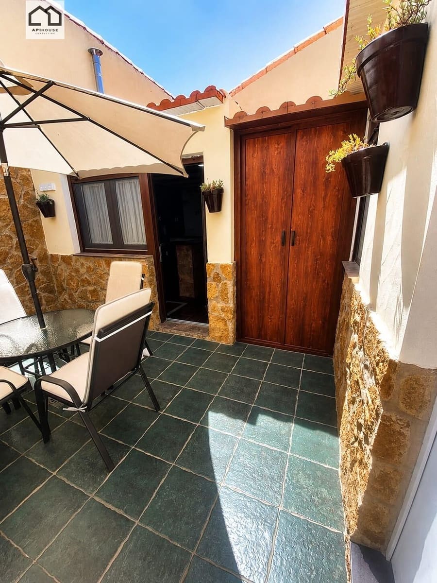 2 soveværelse Lejlighed til salg i Albacete by - € 160.000 (Ref: 10005575)