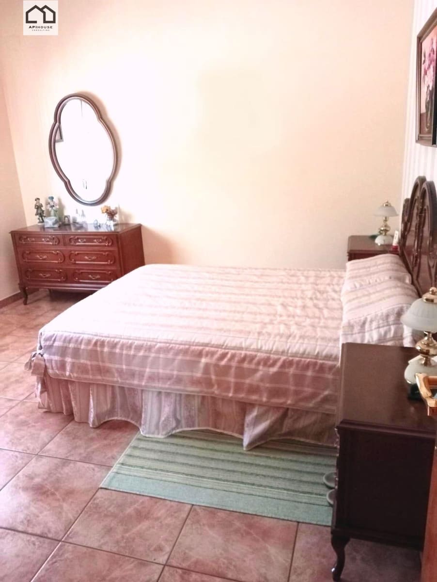 3 bedroom Townhouse for sale in La Font de la Figuera with garage - € 275,000 (Ref: 9506828)