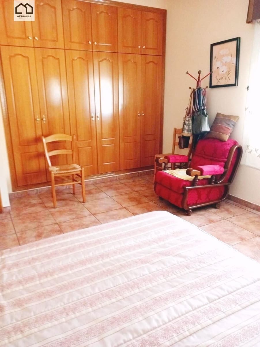 3 bedroom Townhouse for sale in La Font de la Figuera with garage - € 275,000 (Ref: 9506828)