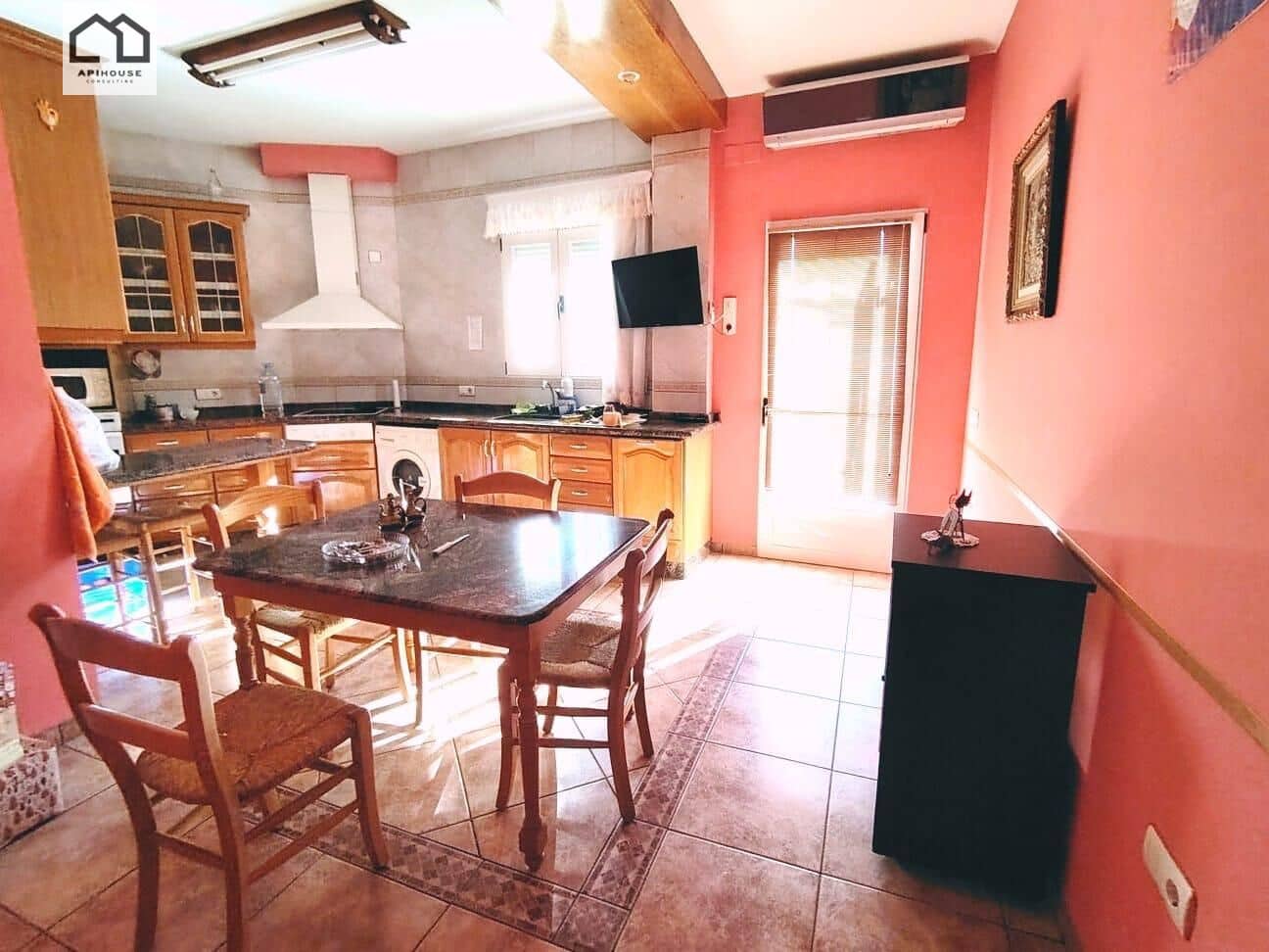 3 bedroom Townhouse for sale in La Font de la Figuera with garage - € 275,000 (Ref: 9506828)