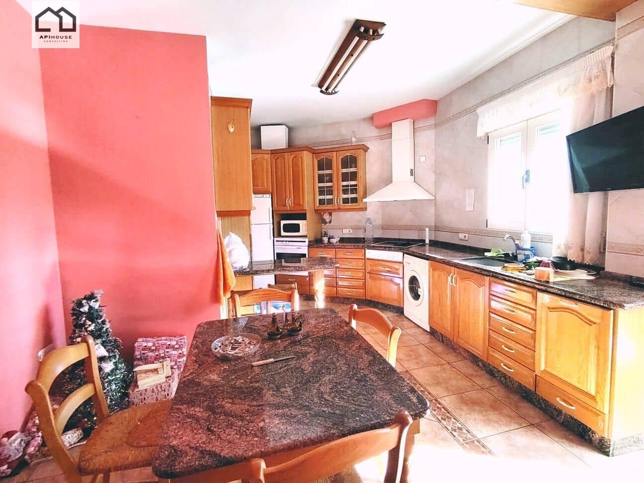 3 bedroom Townhouse for sale in La Font de la Figuera with garage - € 275,000 (Ref: 9506828)