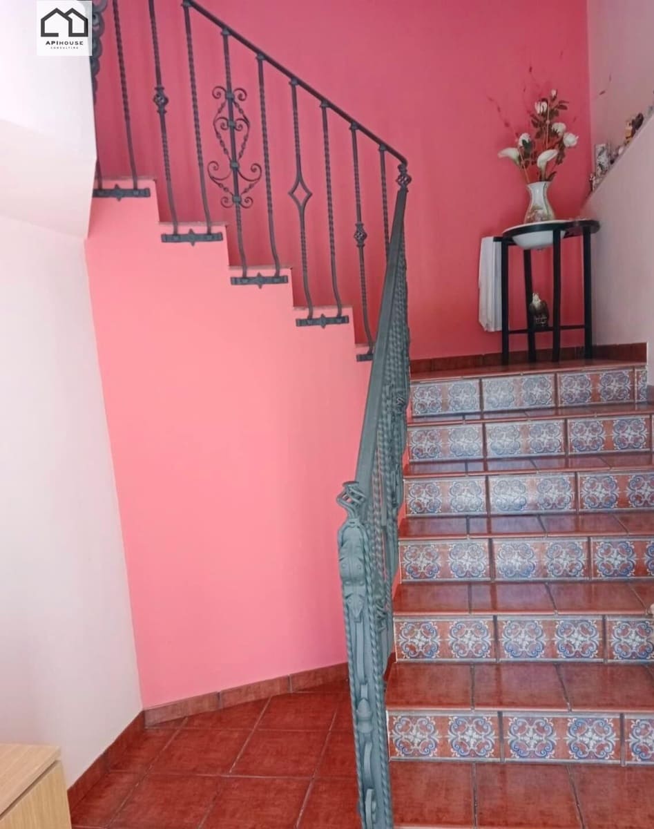 3 bedroom Townhouse for sale in La Font de la Figuera with garage - € 275,000 (Ref: 9506828)