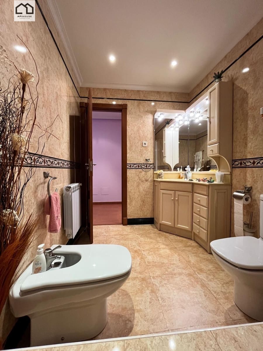 Chalet de 5 habitaciones en Santa Olalla en venta con garaje - 339.999 € (Ref: 9506829)