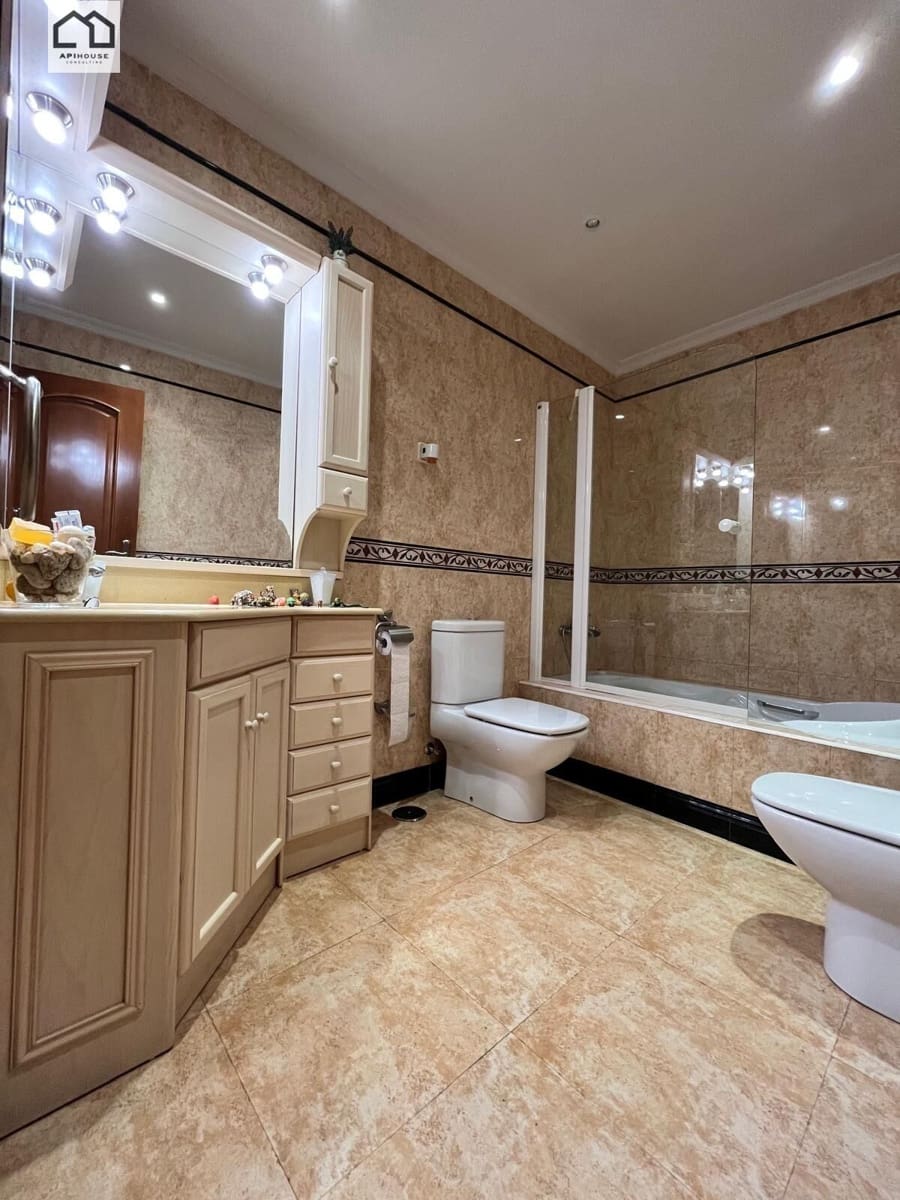 Chalet de 5 habitaciones en Santa Olalla en venta con garaje - 339.999 € (Ref: 9506829)