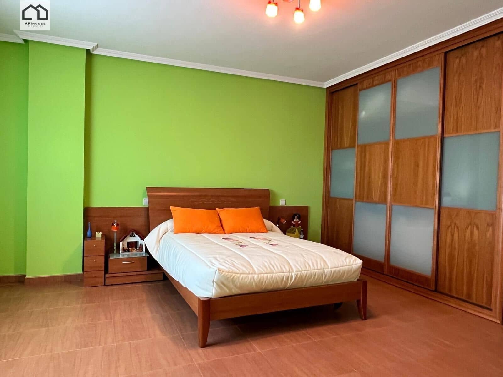 Chalet de 5 habitaciones en Santa Olalla en venta con garaje - 339.999 € (Ref: 9506829)