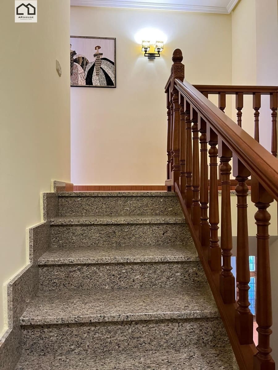 Chalet de 5 habitaciones en Santa Olalla en venta con garaje - 339.999 € (Ref: 9506829)