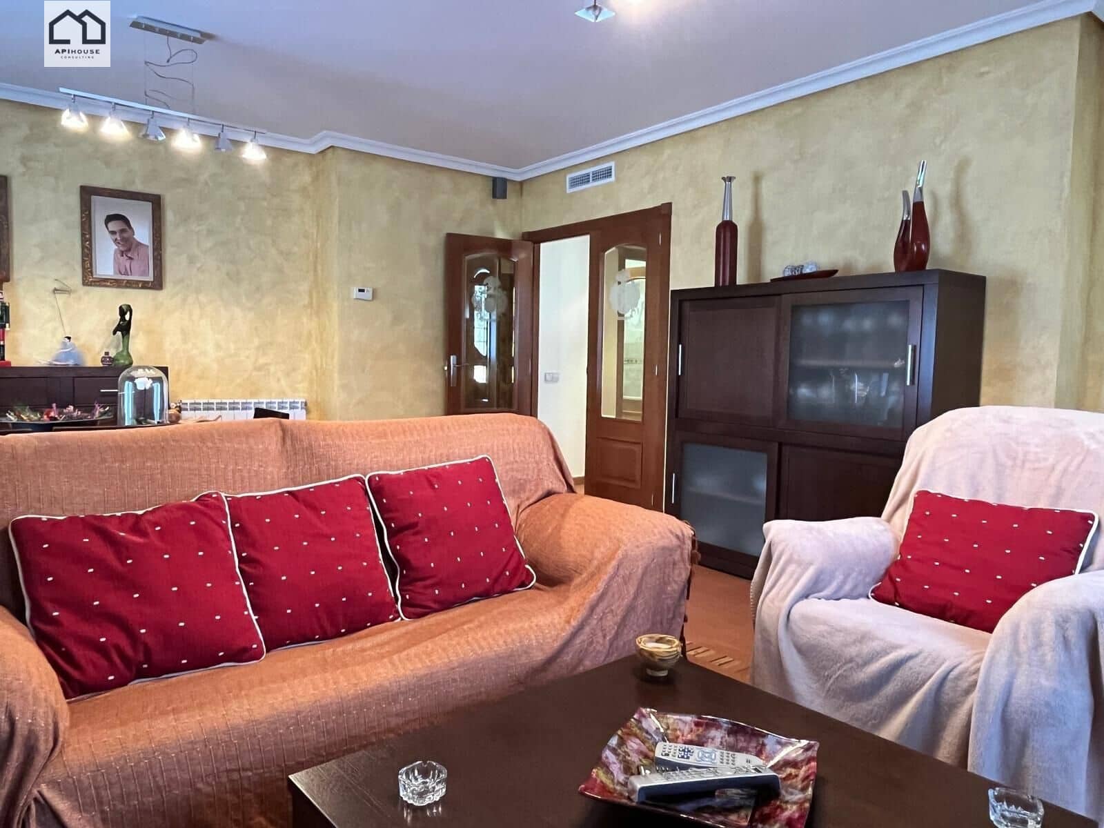 Chalet de 5 habitaciones en Santa Olalla en venta con garaje - 339.999 € (Ref: 9506829)