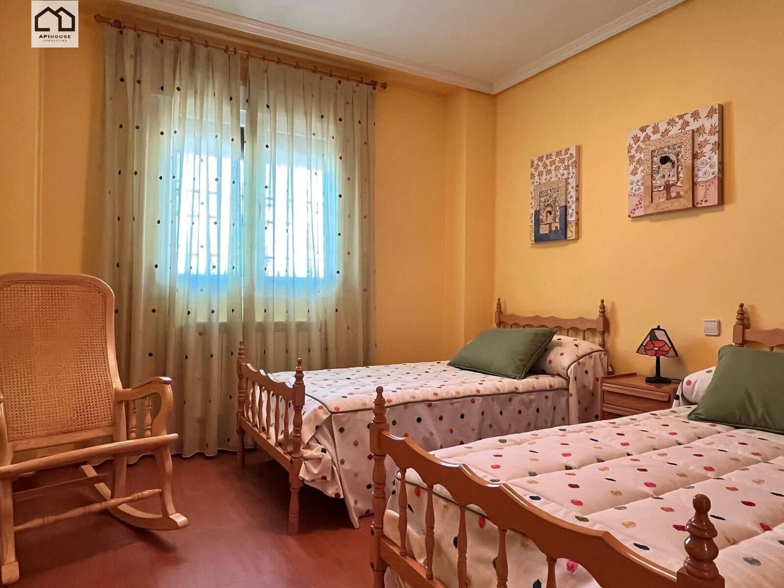 Chalet de 5 habitaciones en Santa Olalla en venta con garaje - 339.999 € (Ref: 9506829)