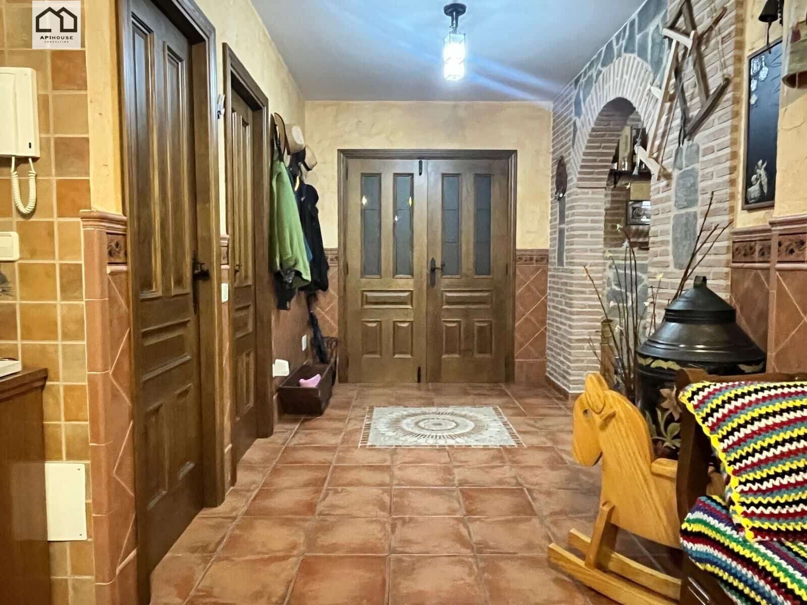 Chalet de 5 habitaciones en Santa Olalla en venta con garaje - 339.999 € (Ref: 9506829)