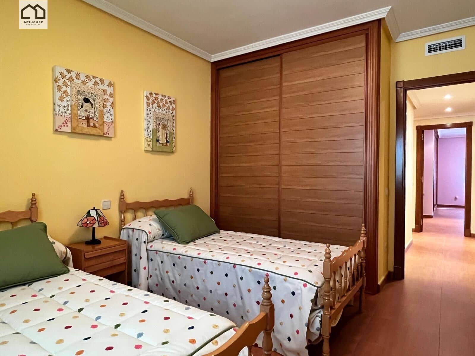 Chalet de 5 habitaciones en Santa Olalla en venta con garaje - 339.999 € (Ref: 9506829)