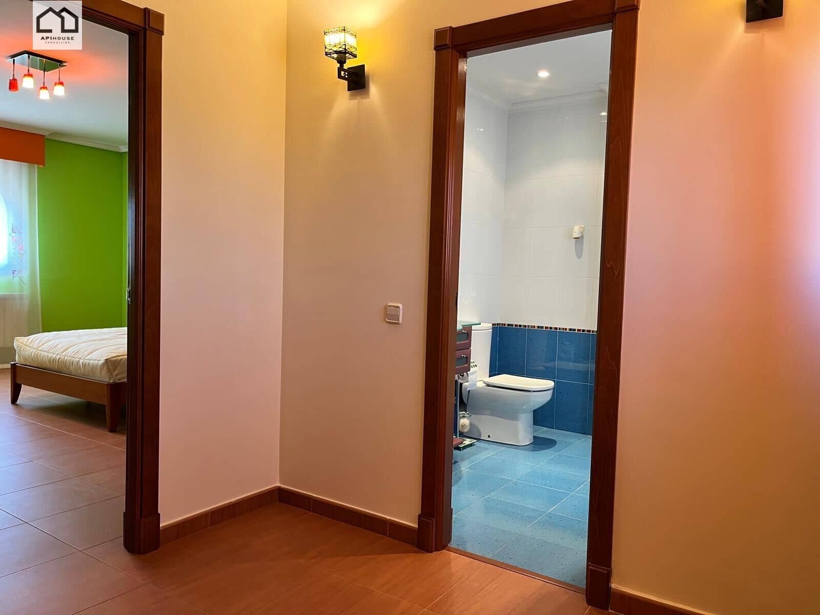 Chalet de 5 habitaciones en Santa Olalla en venta con garaje - 339.999 € (Ref: 9506829)