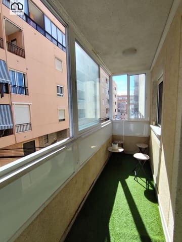 4 makuuhuone Huoneisto myytävänä paikassa Torrevieja - 209 000 € (Ref: 9506831)