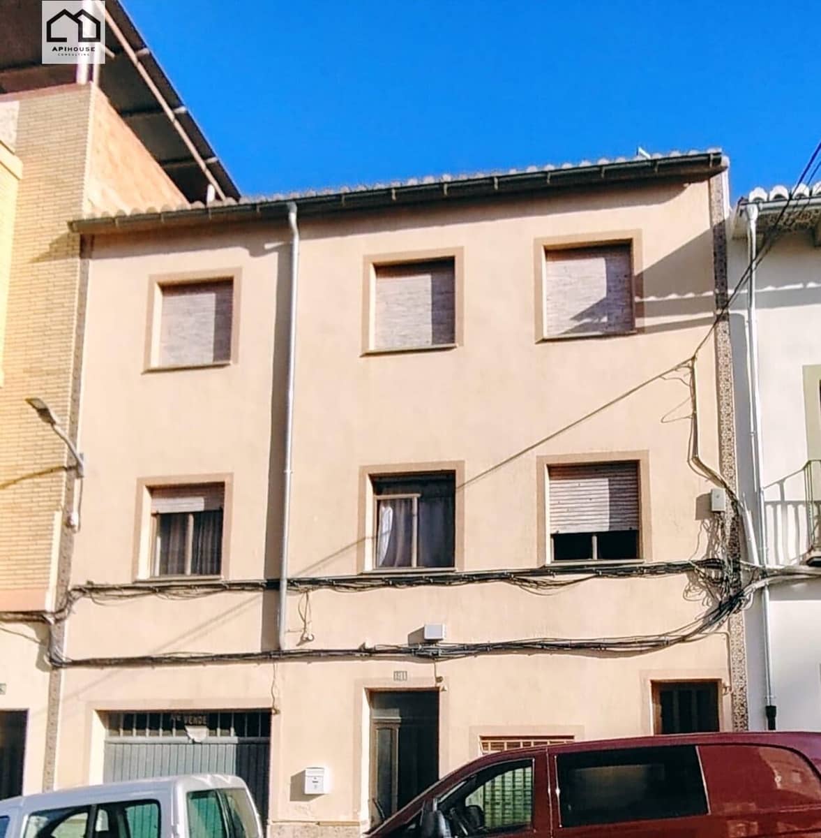 8 bedroom Apartment for sale in La Font de la Figuera - € 148,000 (Ref: 9506832)