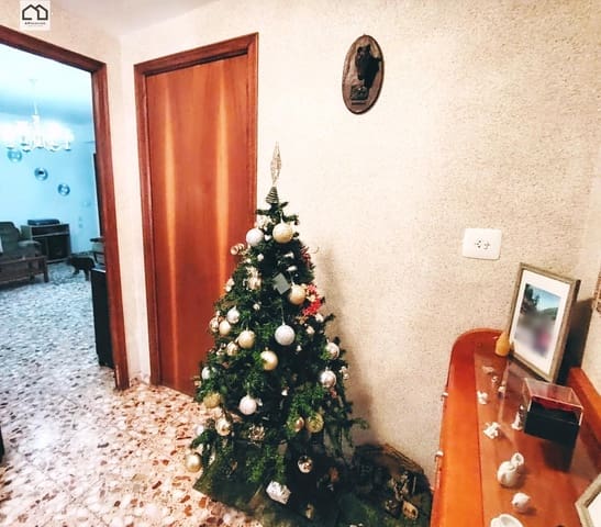 8 soverom Leilighet til salgs i La Font de la Figuera - € 148 000 (Ref: 9506832)