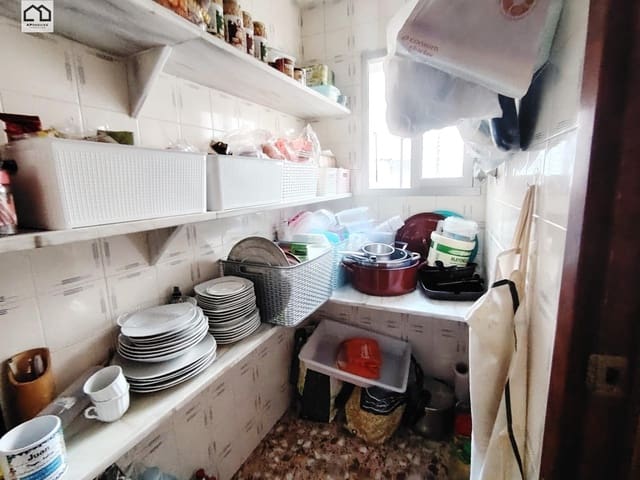 8 soverom Leilighet til salgs i La Font de la Figuera - € 148 000 (Ref: 9506832)