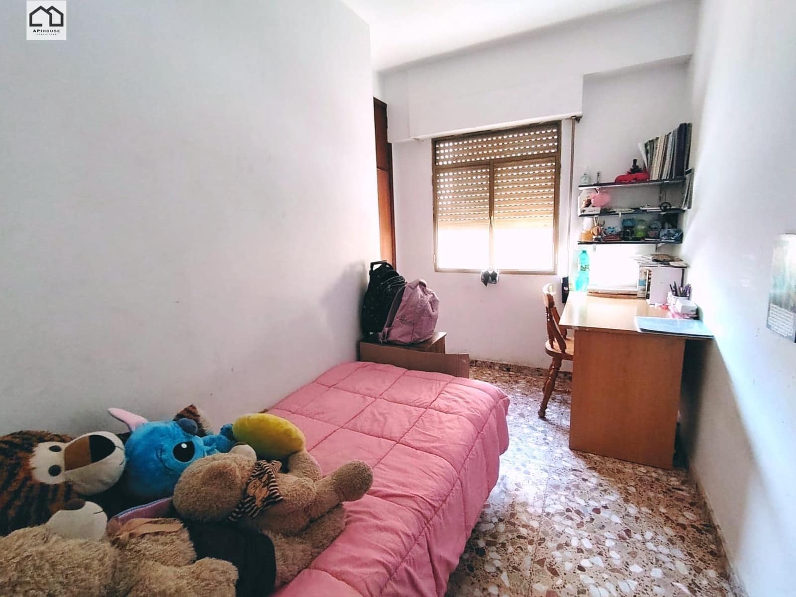 8 bedroom Apartment for sale in La Font de la Figuera - € 148,000 (Ref: 9506832)