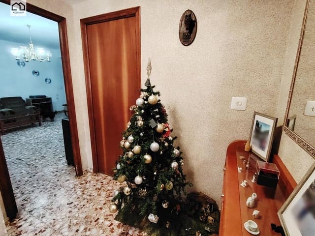 8 soverom Leilighet til salgs i La Font de la Figuera - € 148 000 (Ref: 9506832)