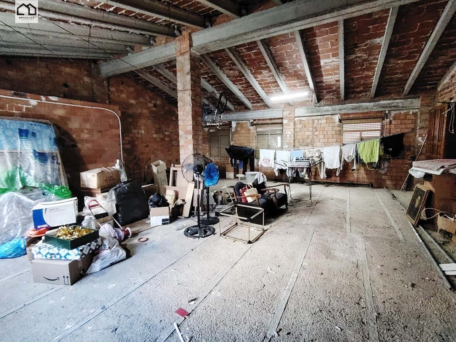 8 bedroom Apartment for sale in La Font de la Figuera - € 148,000 (Ref: 9506832)